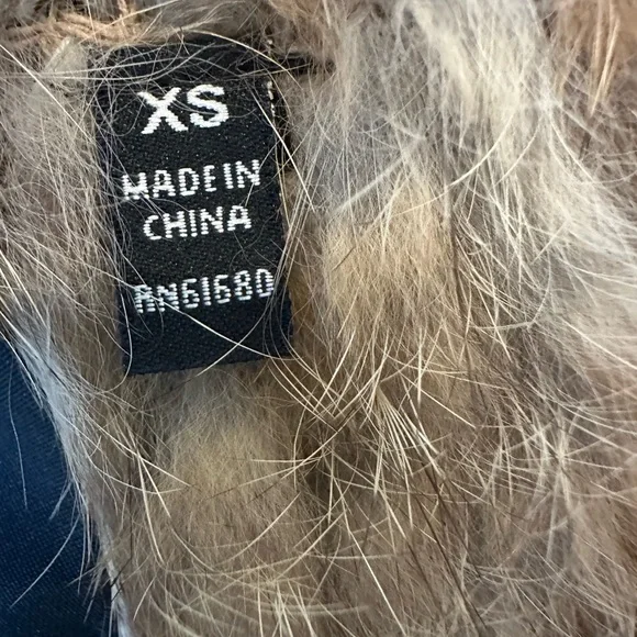 Revolve 525 America Genuine Rabbit Fur Vest - Picture 11 of 11